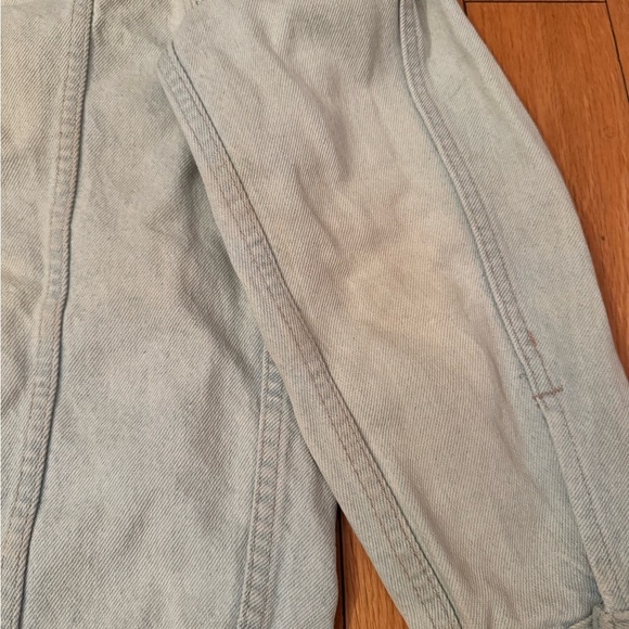 Vintage 1990s Levi’s trucker style distressed / worn Jean jacket size Small - Picture 9 of 16